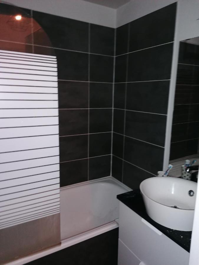 Studio With Balcony, Mt Blanc View, Parking, Center Of Chamonix Zewnętrze zdjęcie